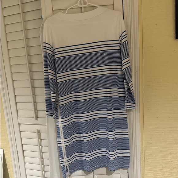 Vineyard Vine Long Sleeve Blue and White Striped Lace-Up Dress - Picture 2 of 7